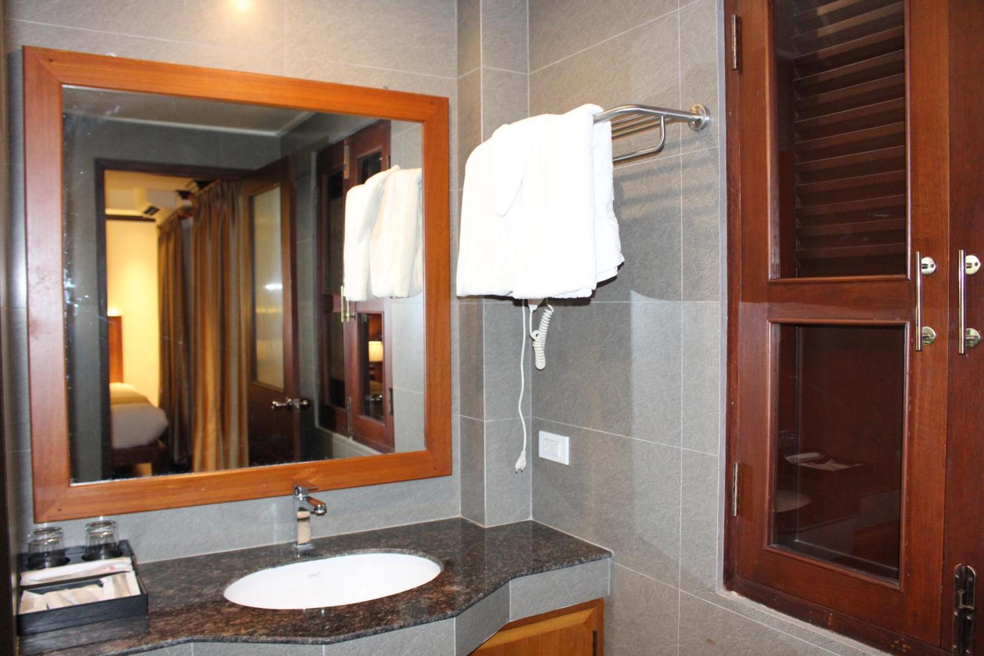 Lux Hotel Luang Prabang Ngoại thất bức ảnh