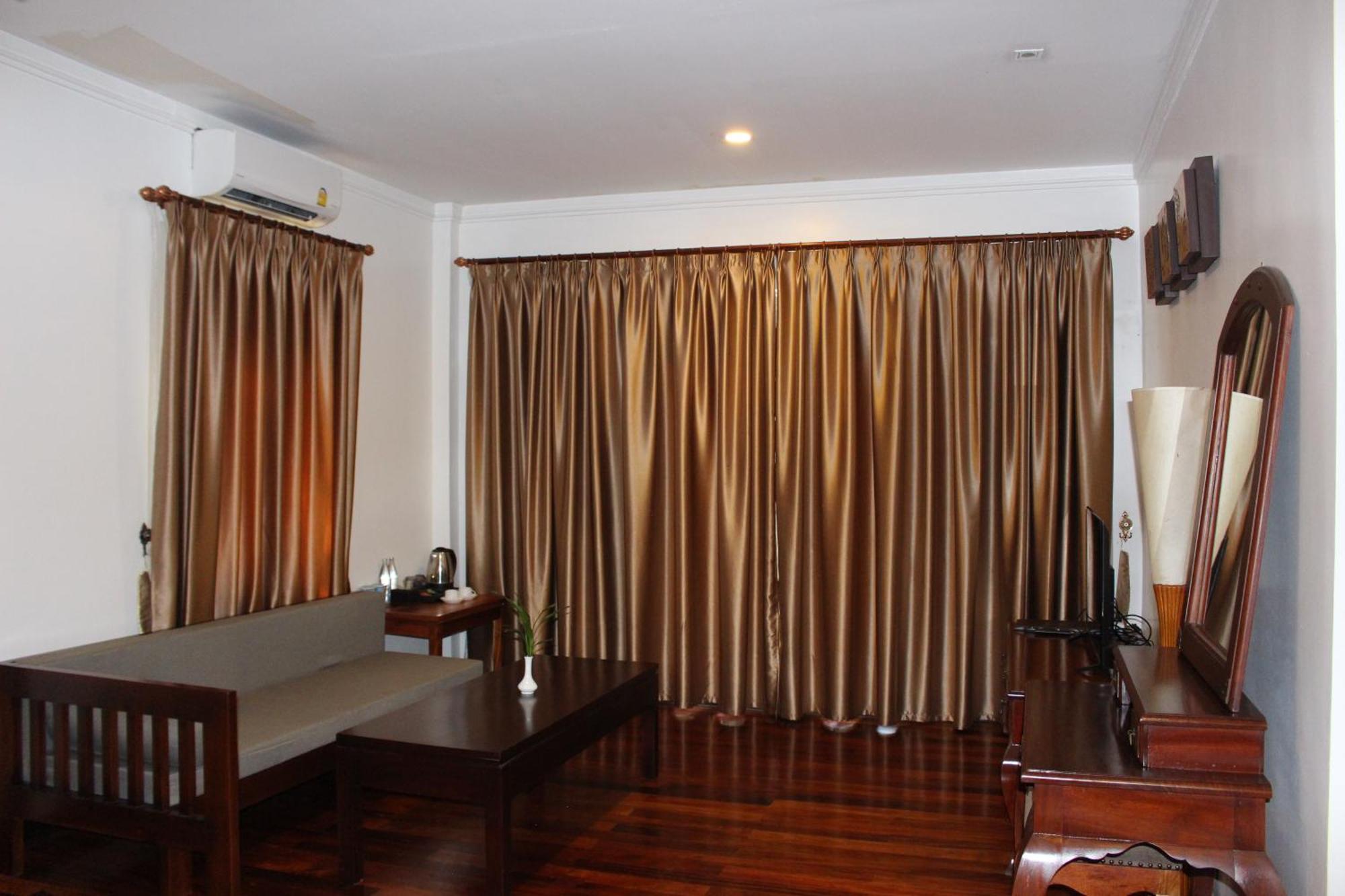 Lux Hotel Luang Prabang Ngoại thất bức ảnh